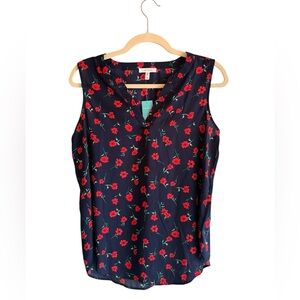 NWT Maurices Navy and Red Floral Blouse in Size M